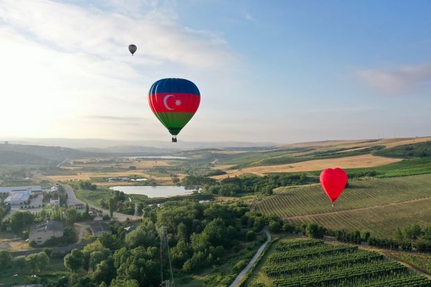 Hava Şarları Festivalından ilk görüntülər