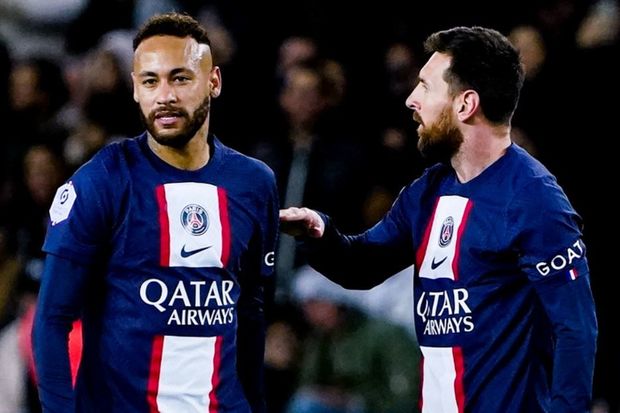 Neymar PSJ rəhbərinin Messiyə hədiyyəsini hərraca çıxardı