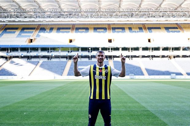 “Fənərbağça”nın yeni ulduzu narazıdır: Bəzi futbolçular Rusiyaya getmək istəmirlər “Fənərbağça”nın yeni ulduzu narazıdır: Bəzi futbolçular Rusiyaya getmək istəmirlər