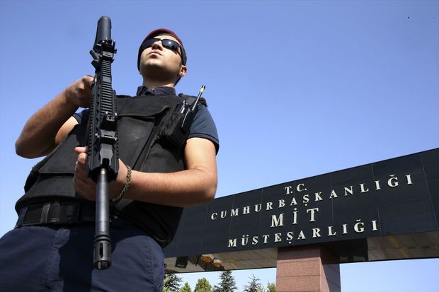 MİT-dən MOSSAD-ın İstanbuldakı casus şəbəkəsinə qarşı əməliyyat: 7 nəfər tutulub MİT-dən MOSSAD-ın İstanbuldakı casus şəbəkəsinə qarşı əməliyyat: 7 nəfər tutulub