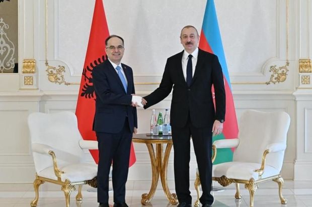 Albaniya prezidentinin rəsmi qarşılanma mərasimi olub
