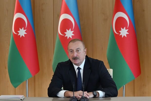Prezident İlham Əliyev: “Azərbaycanın xarici borcu cəmi 6,7 milyard dollardır” Prezident İlham Əliyev: “Azərbaycanın xarici borcu cəmi 6,7 milyard dollardır”