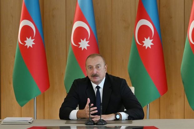 Prezident: “Ermənistan Azərbaycan ərazisini Qarabağ və anklav kəndlərimiz daxil olmaqla rəsmən tanıyıb” Prezident: “Ermənistan Azərbaycan ərazisini Qarabağ və anklav kəndlərimiz daxil olmaqla rəsmən tanıyıb”