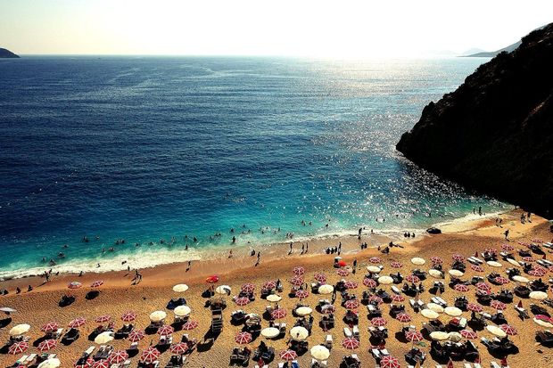 Antalyada turist rekordu qeydə alındı